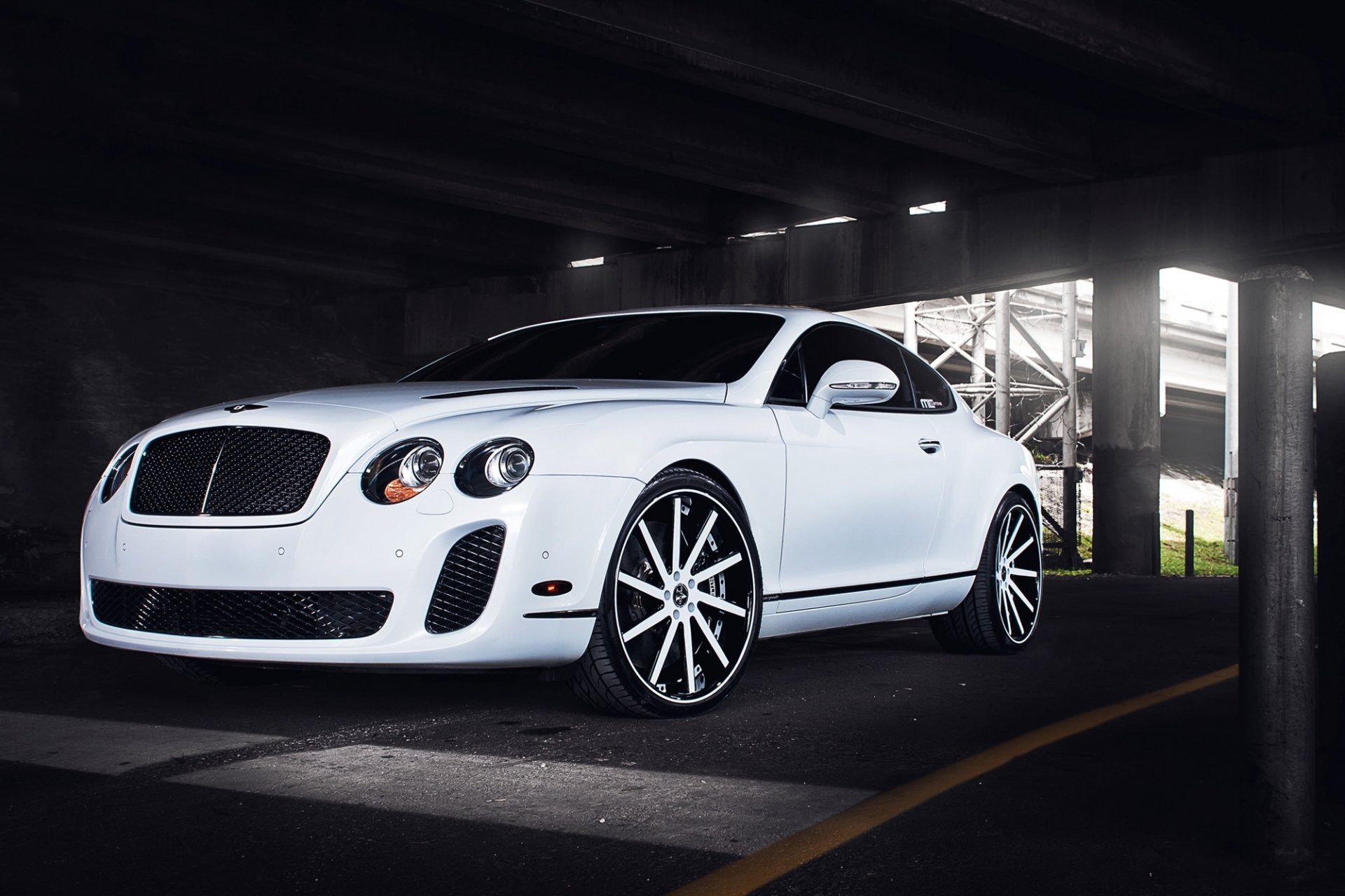 bentley car machinery tuning drives parking