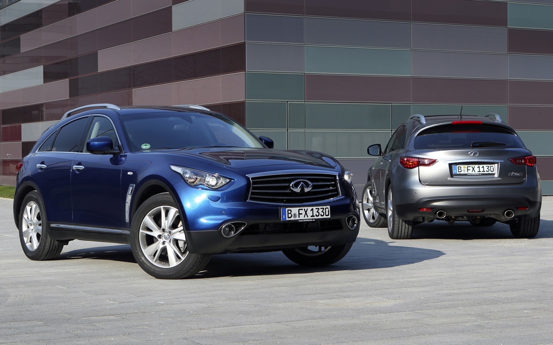 infiniti série fx infiniti jeep bleu crossover gris avant vue arrière fond