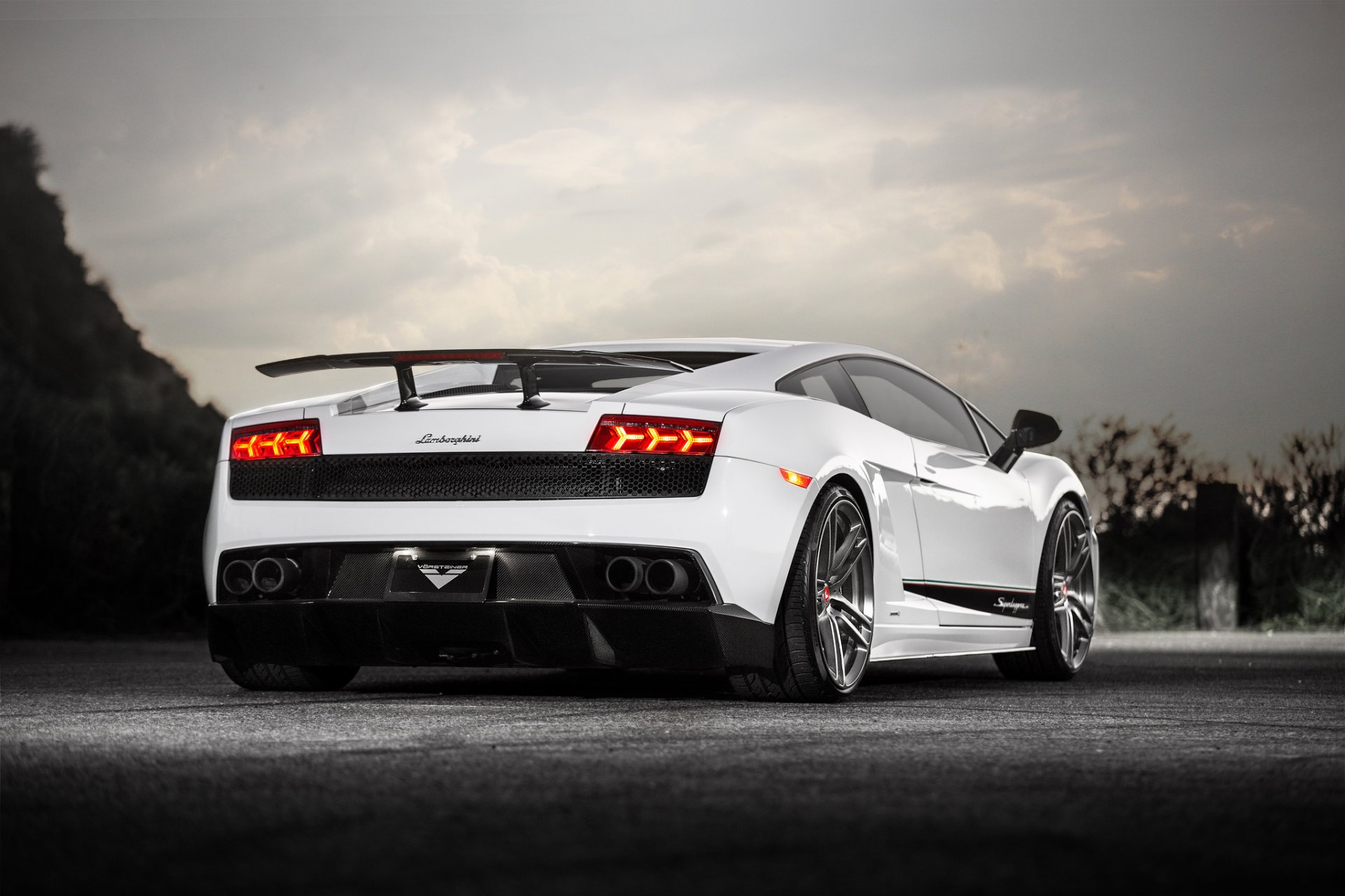 lamborghini gallardo lp570-4 superleggera weiß vorsteiner zurück lamborghini gailardo himmel