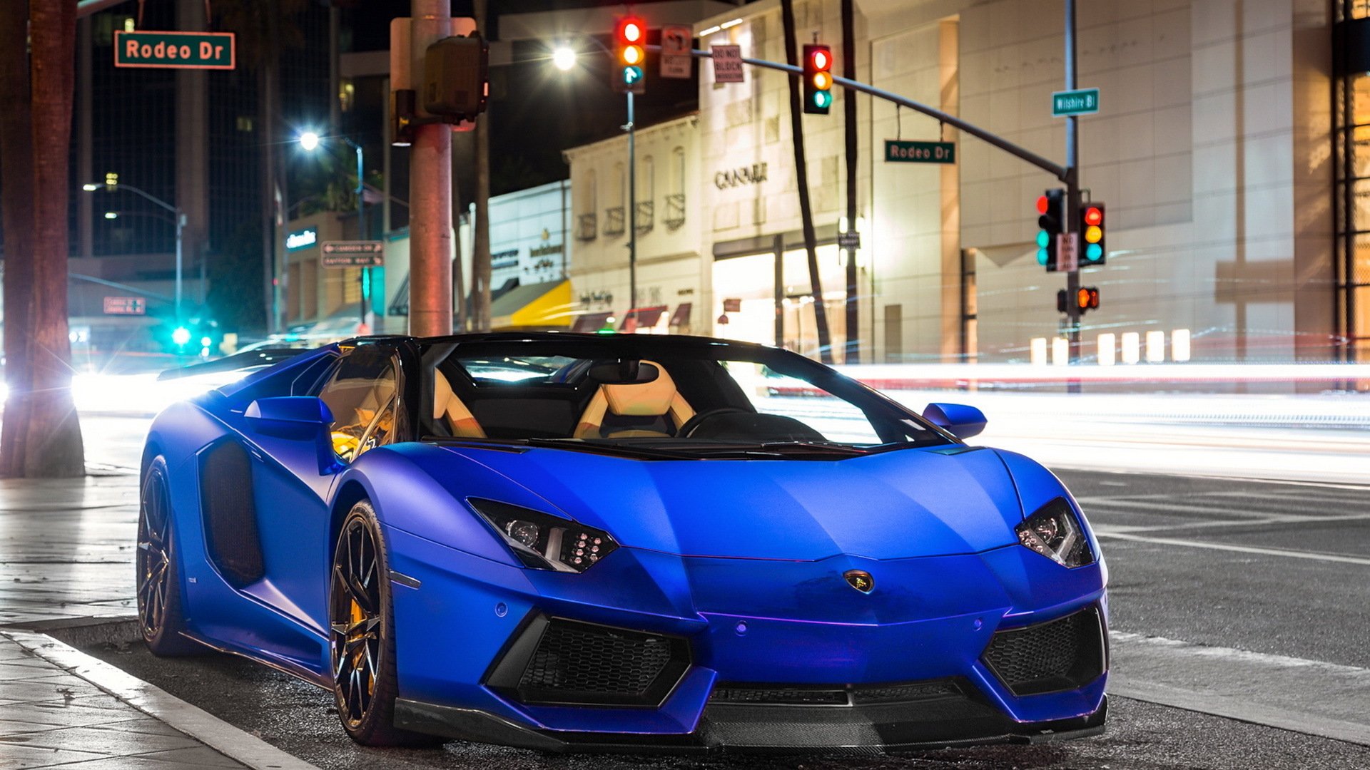 lamborghini aventador lp700-4 roadster blu opaco