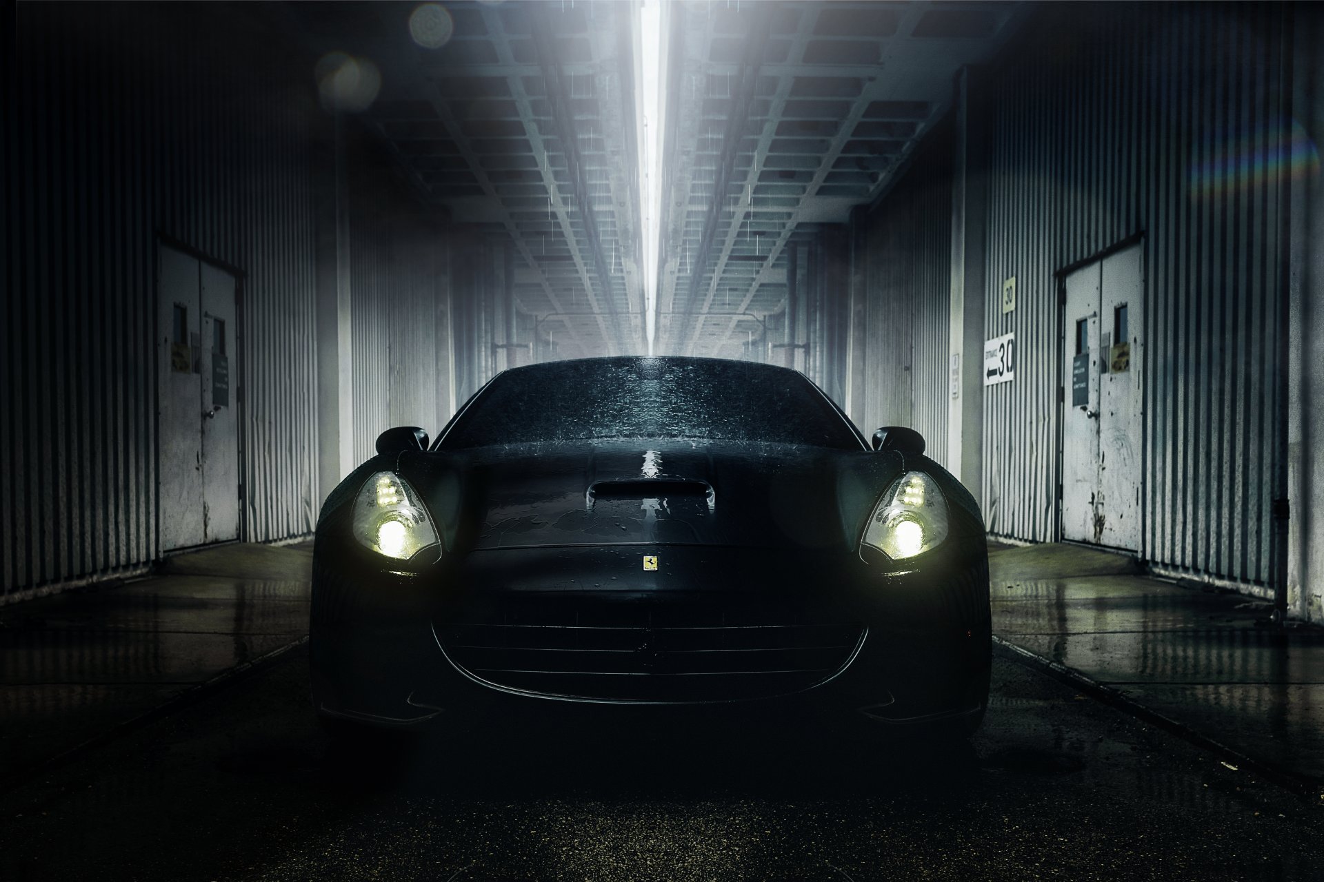 ferrari california bagnato gocce luce