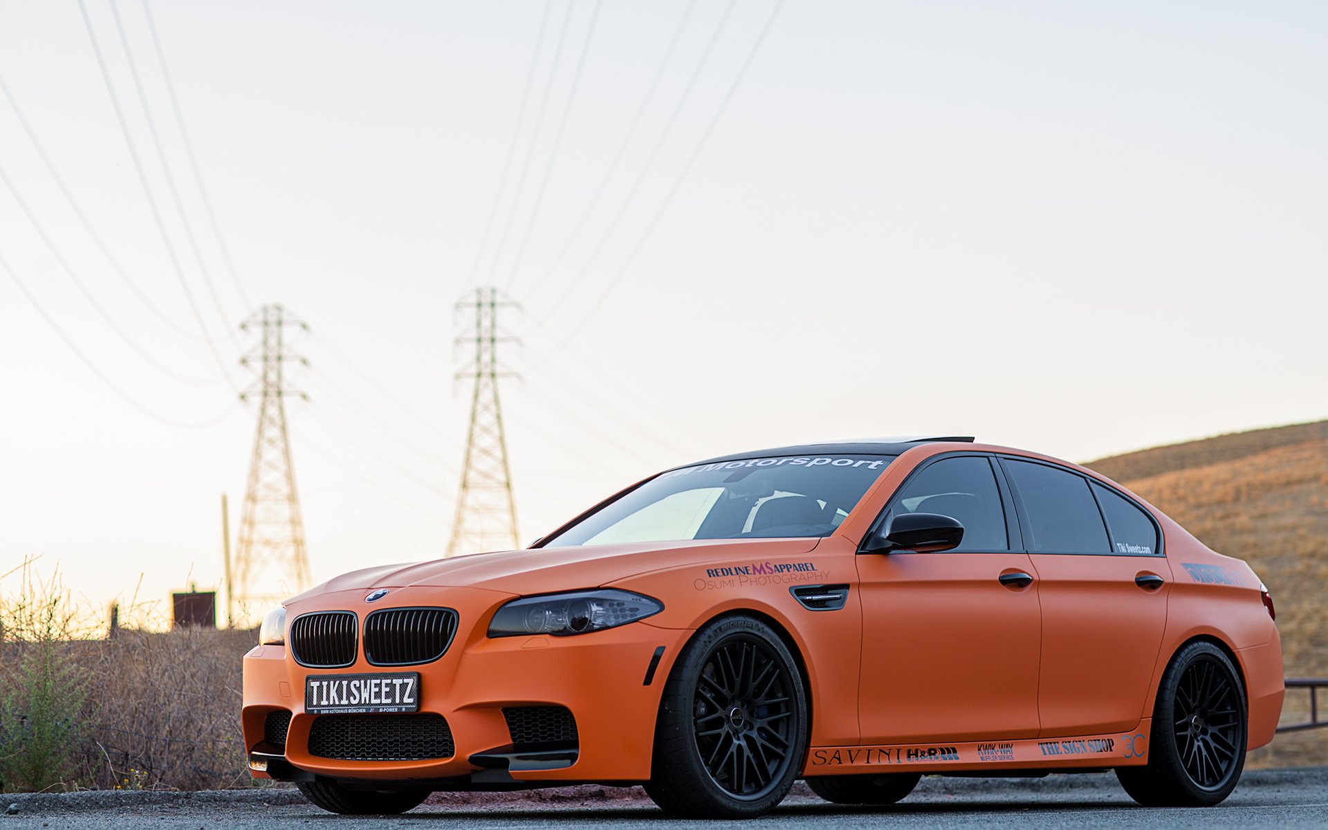 bmw m5 f10 naranja mate bmw naranja mate vista frontal cielo