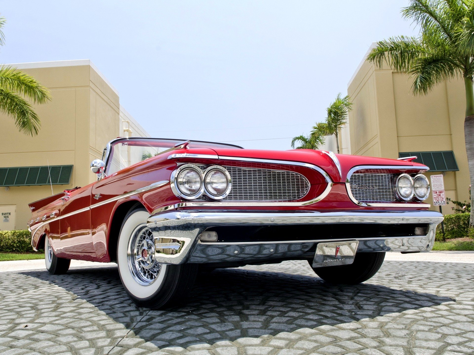 pontiac rouge cabriolet 1959 pontiac catalina voiture rouge