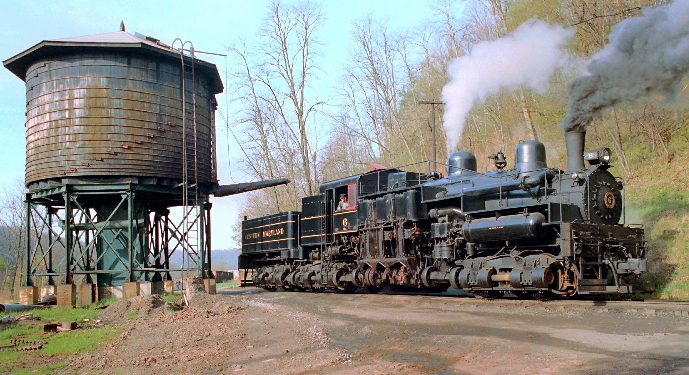 ferrocarril west maryland virginia bomba de agua locomotora de vapor shai no. 6 recarga de agua vapor humo