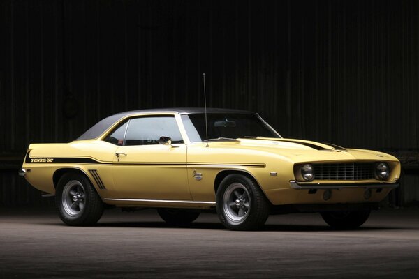 Chevrolet Camaro Chevrolet 1969 yellow