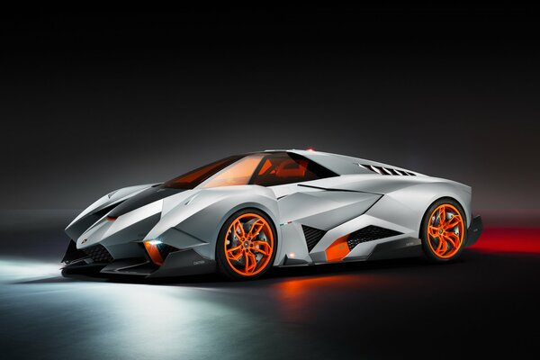 Fajna i bardzo mocna Lamborghini egoista