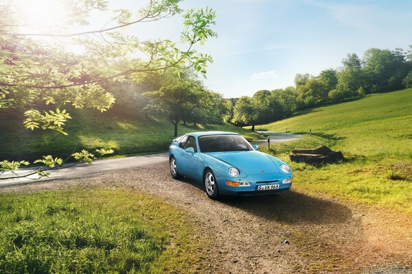 Porsche купе 1991 года вид спереди