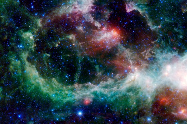 Hermosa foto sobre el tema cósmico estrellas nebulosa corazón