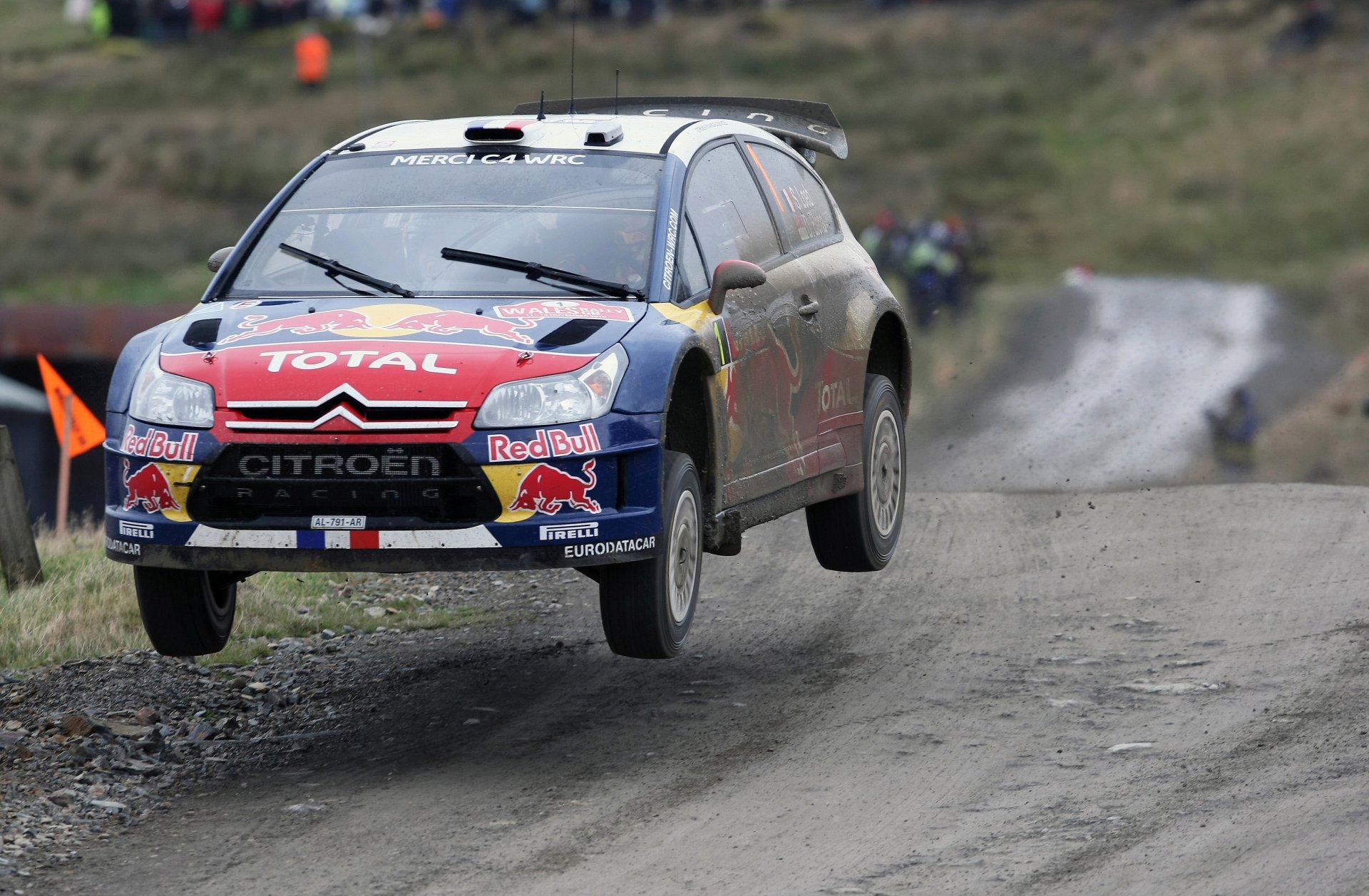 citroen c4 rally sebastien ogier frente velocidad faros vuelo suciedad vuela