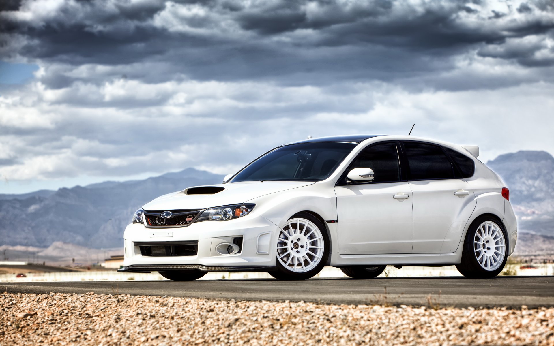 ubaru impreza subaru wrx sti white