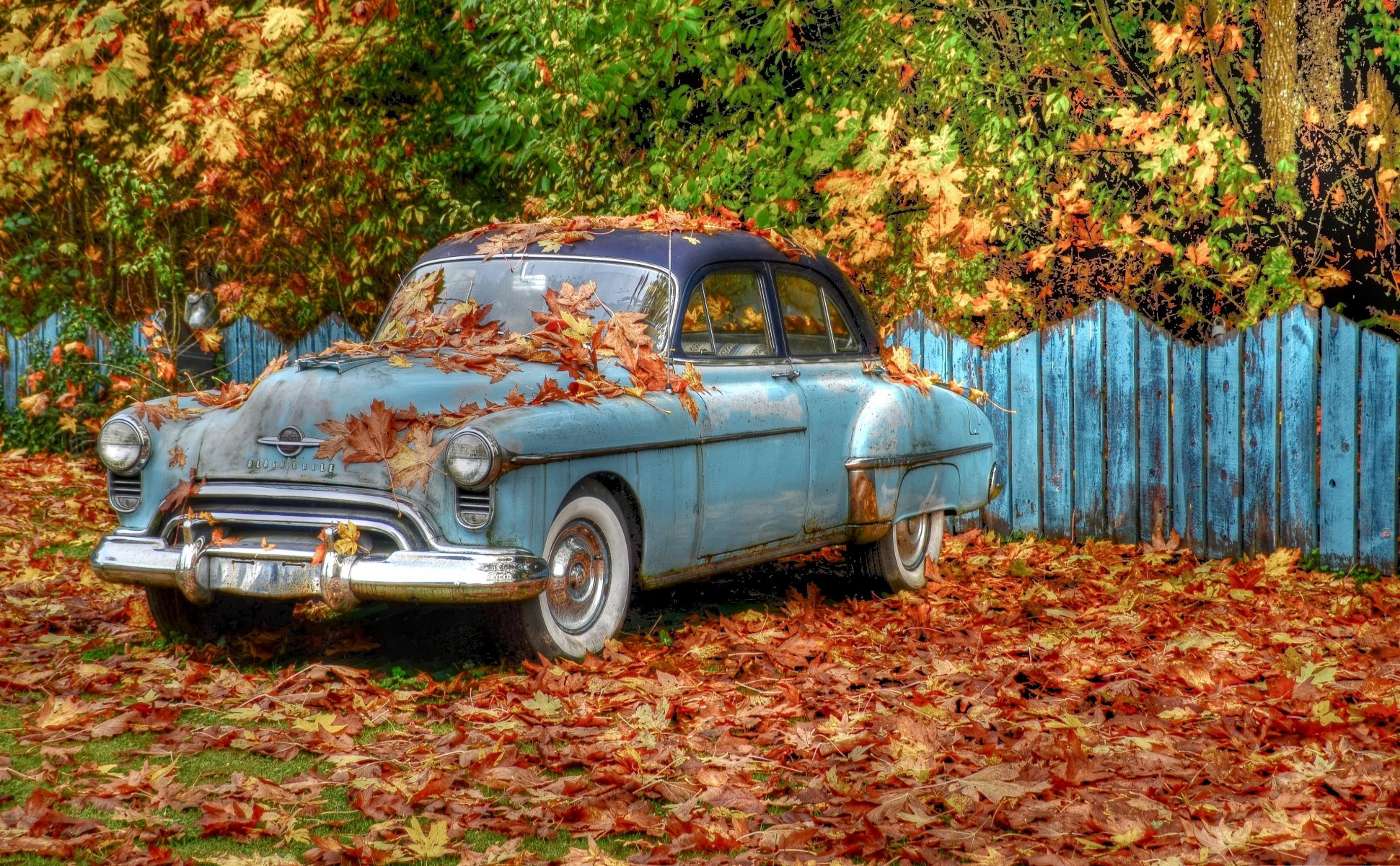 oldsmobile coche retro árboles follaje cerca otoño hdr