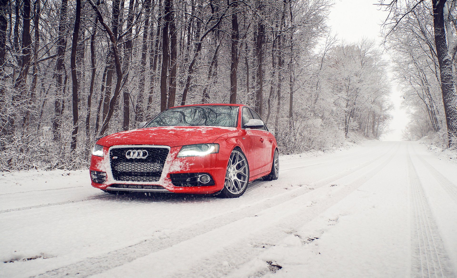 audi s4 rouge hiver audi rouge hiver neige avant