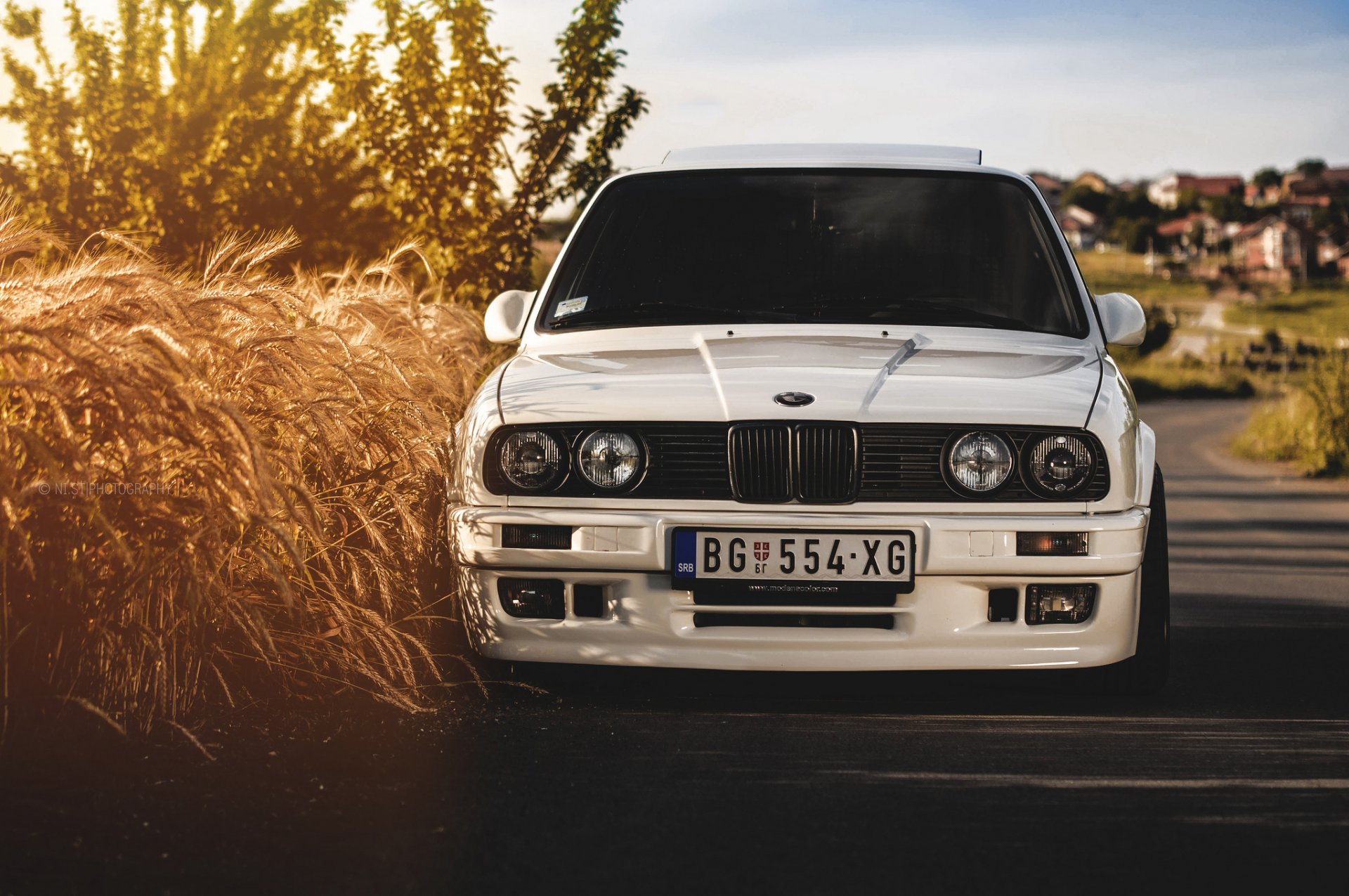 bmw e30 белый