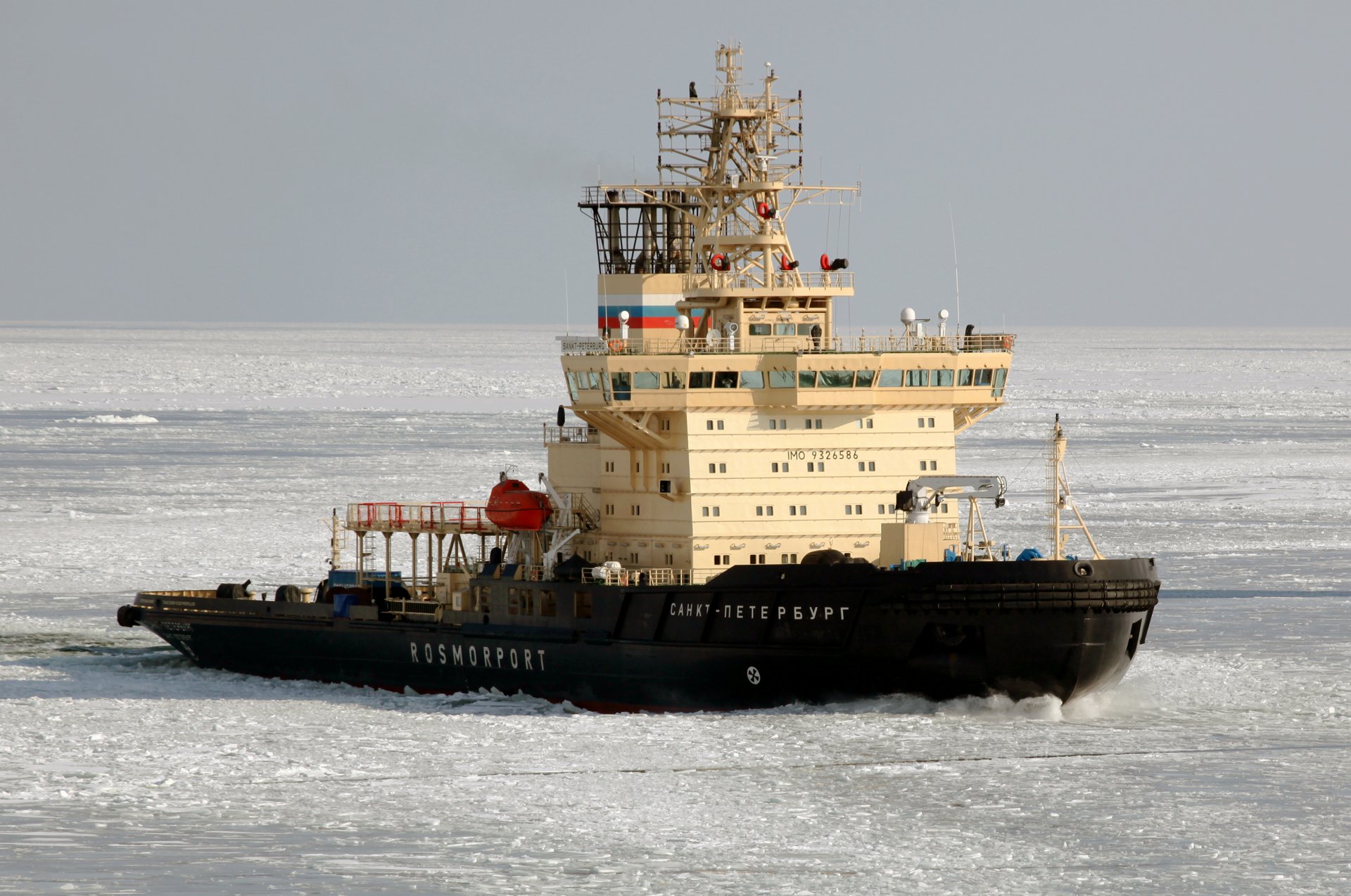 rompighiaccio san pietroburgo ghiaccio mare golfo di finlandia golfo di finlandia porto