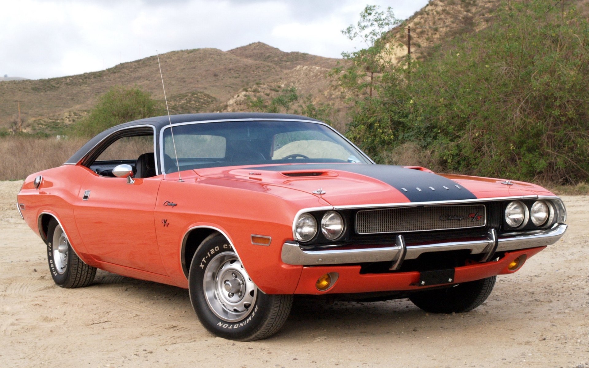 esquivar challenger r / t dodge challenger coche del músculo coche del músculo frente fondo