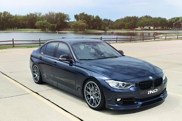 Dark blue BMW 3 series showed its tuning