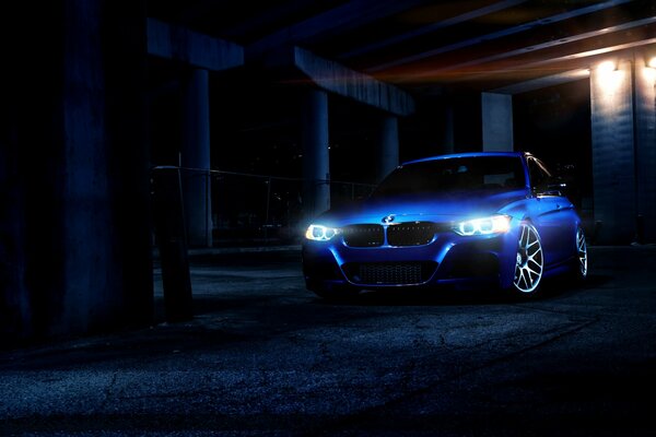 Phares Angel Eyes sur BMW