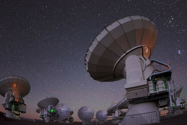 Exploración espacial, estudio del cielo nocturno