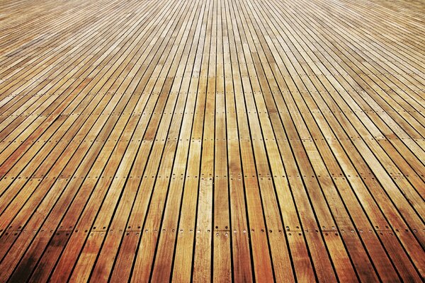 Parquet lisse jaune, planches