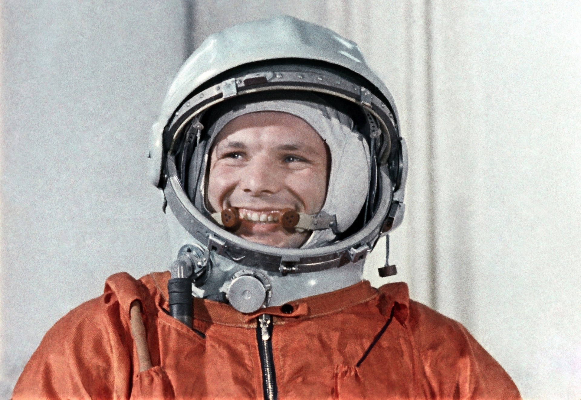 first yuri gagarin