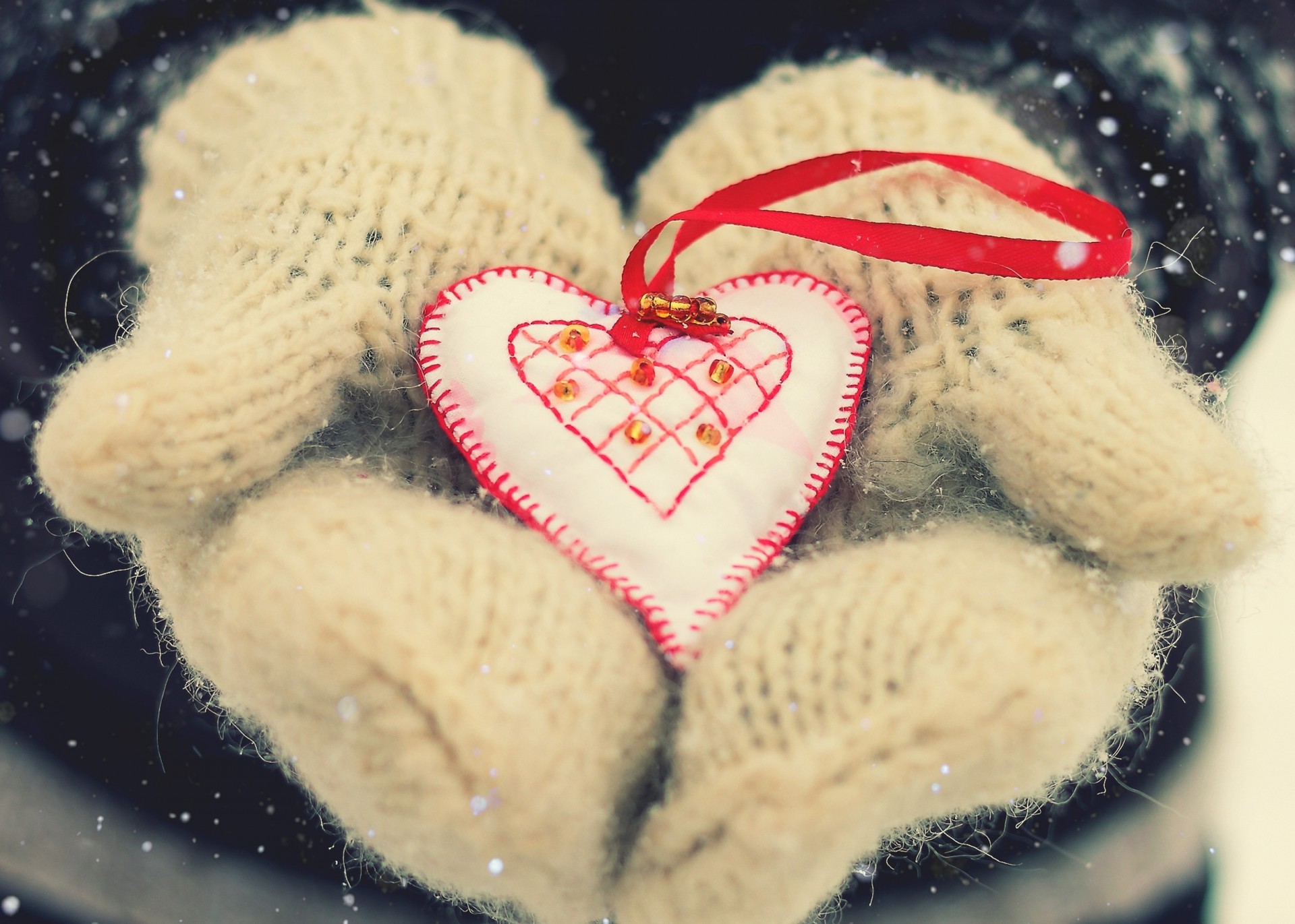 amor corazón día de san valentín nieve vacaciones de invierno mitones