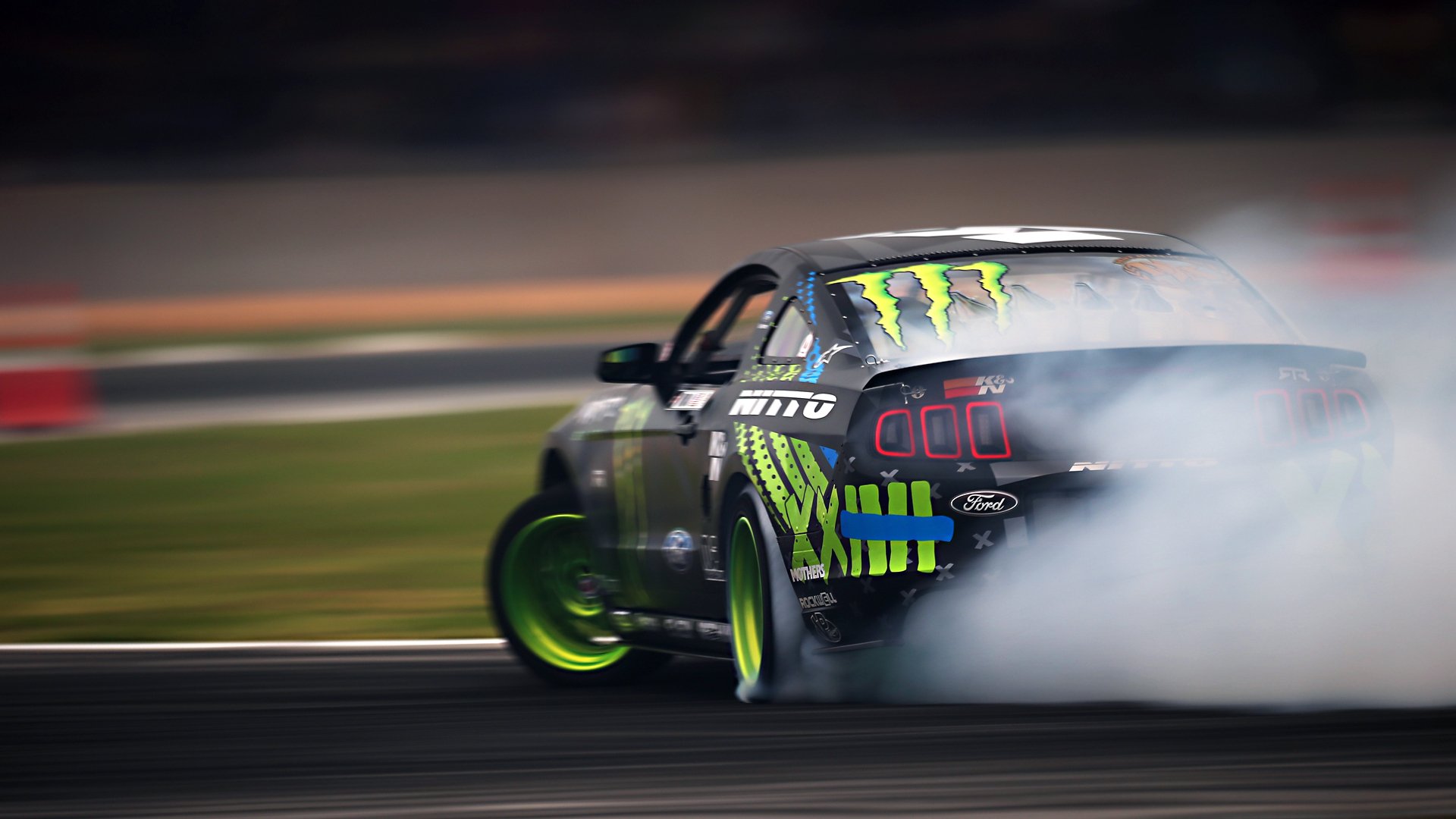 ford mustang rtr formula drift fumo vaughn jittin jr. traffico monster energy concorso auto sportive nero verde