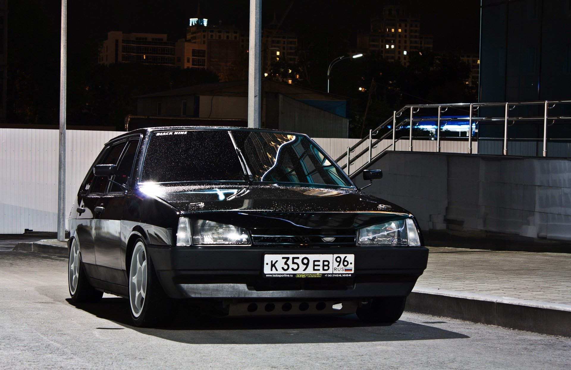 vaz 2109 neun vaz fließheck schwarz