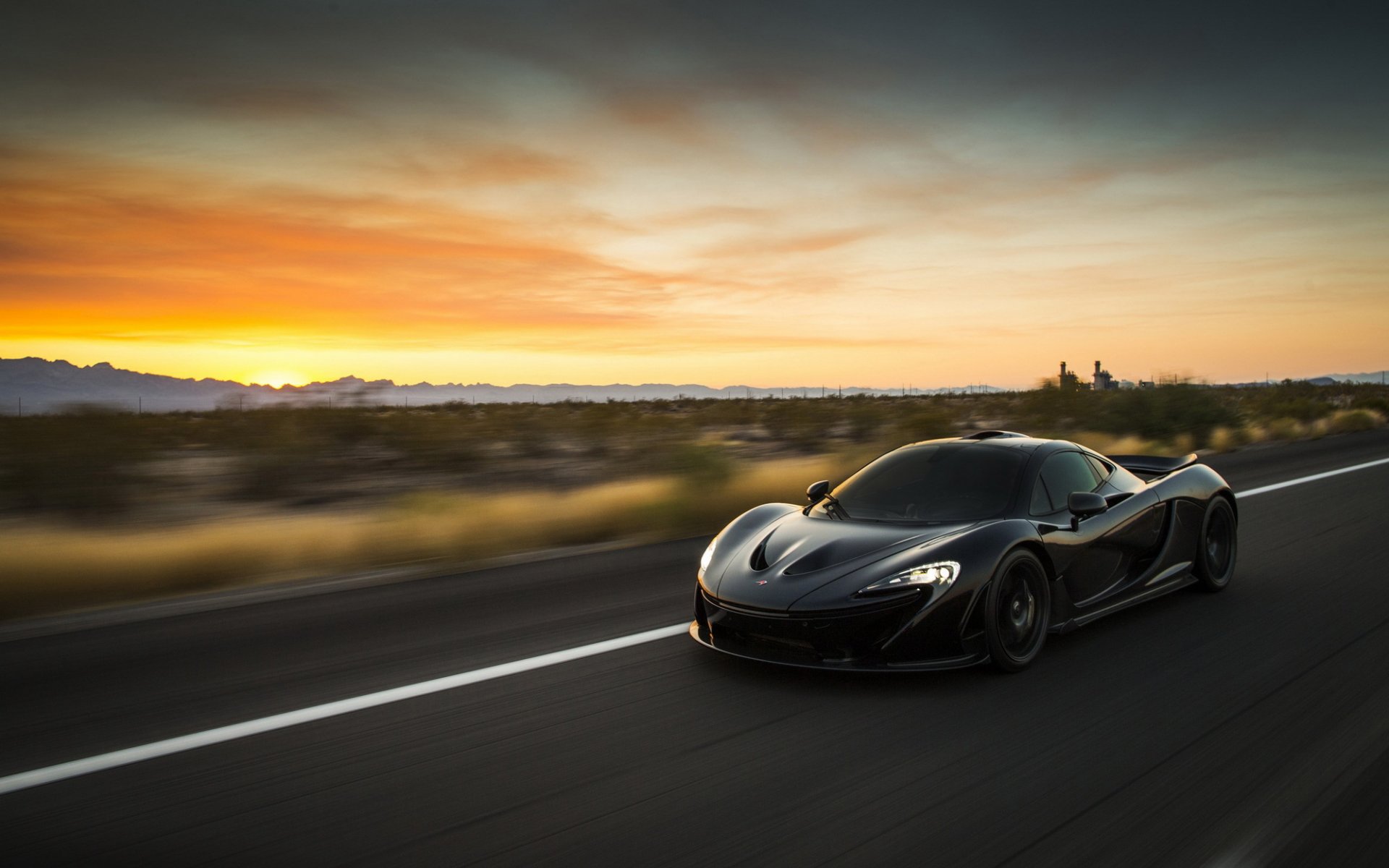 mclaren p1 черный макларен суперкар авто автомобиль в движении