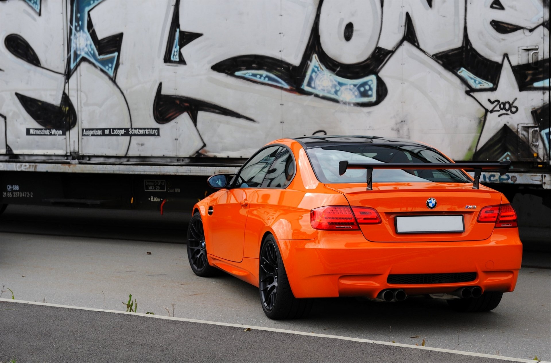 bmw m3 gts csl arancione bmw boomer spoiler auto veleno graffiti kupe