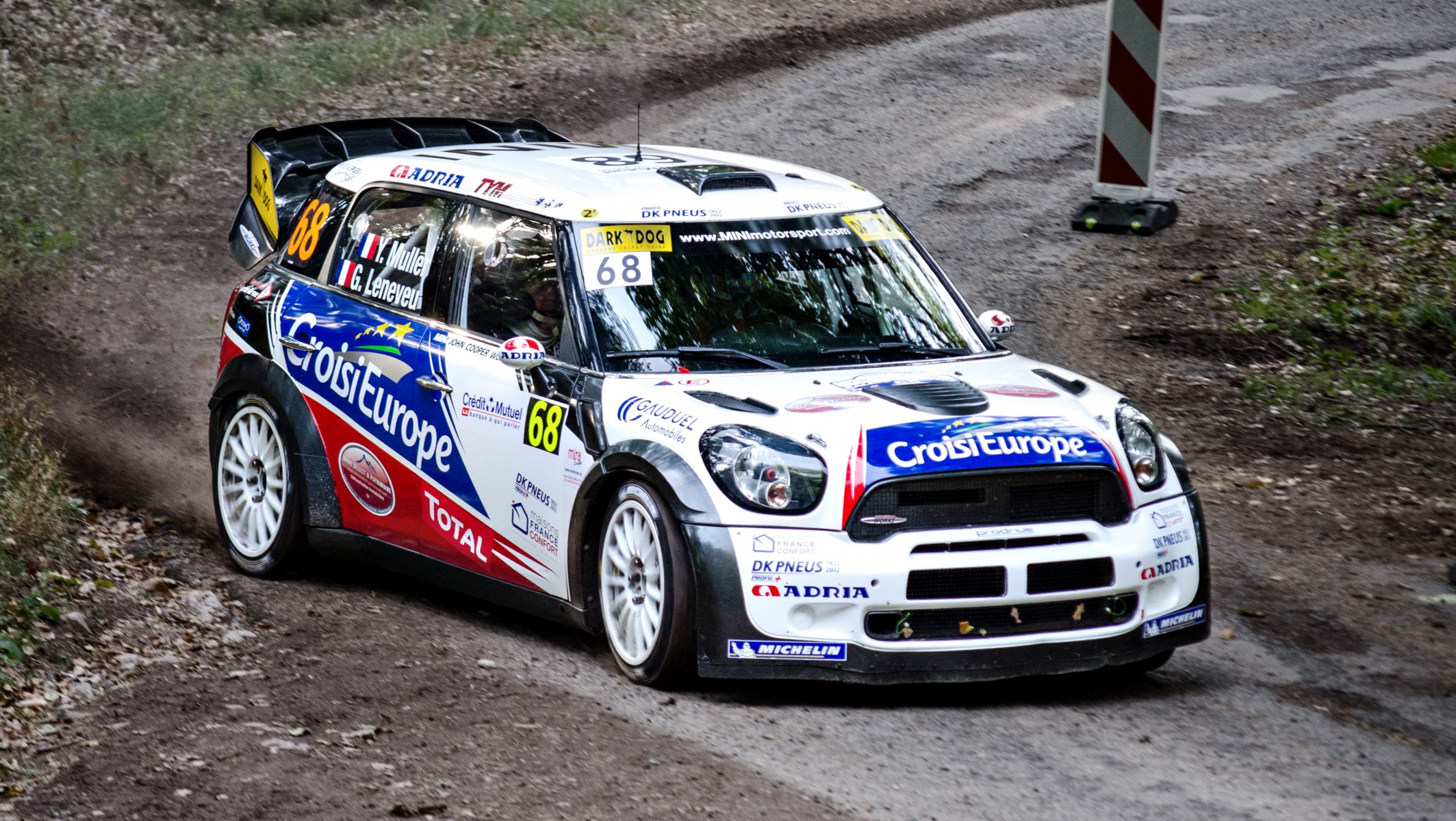 mini cooper mini mini cooper voiture blanc voiture wrc rallye tour course sport