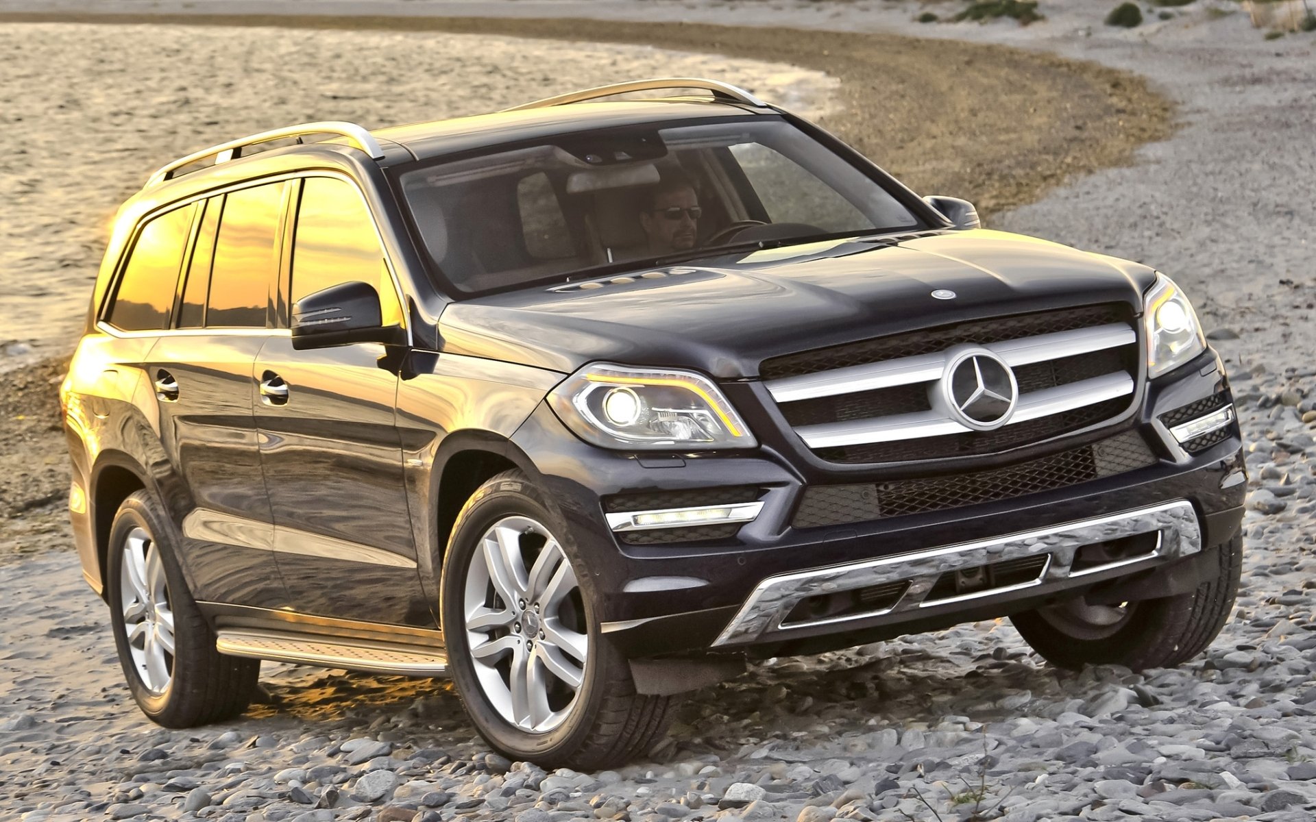 mercedes-benz gl mercedes gl jeep anteriore riva acqua sfondo