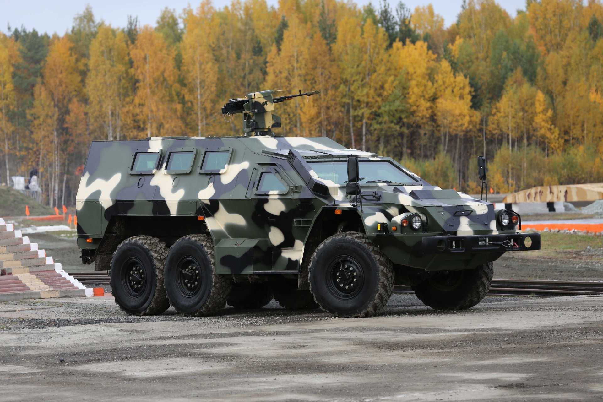 sba-60k2 bulat sur base kamaz-5350 spécial véhicule blindé avec combat module conçu pour le transport la protection le personnel le personnel l installation divers l armement l équipement le polygone les exercices russie