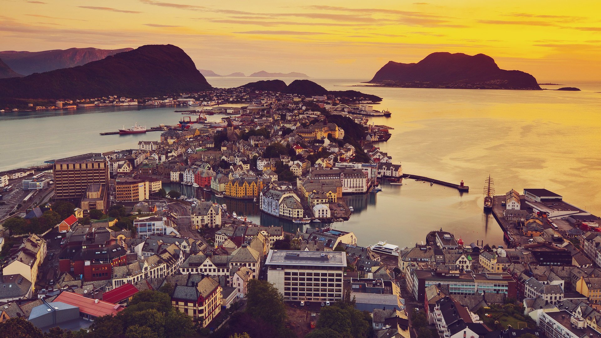 over alesund mre og romsdal elevated sunnmre view norway city view norway