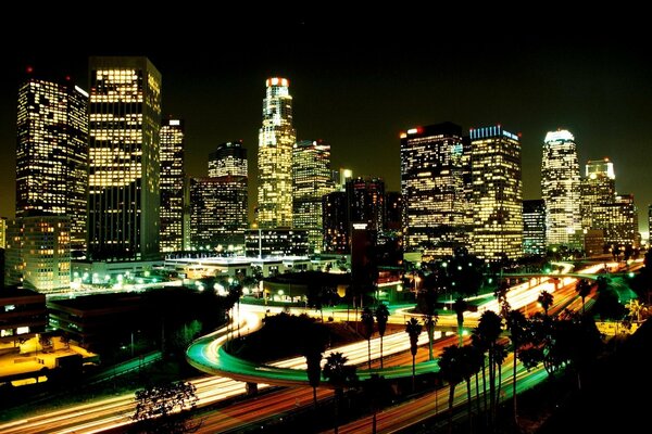 Ravissante Los Angeles avec ses lumières de nuit