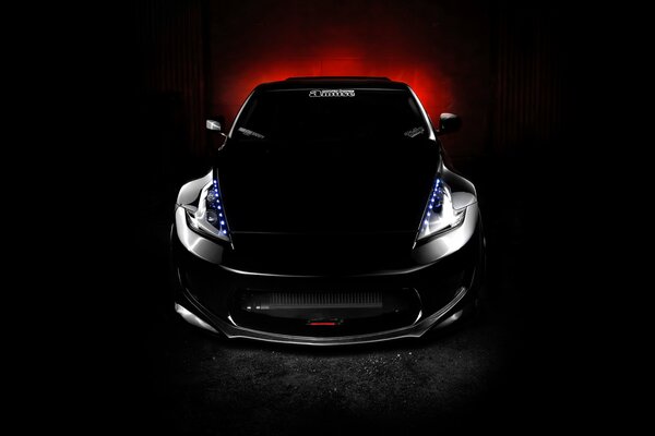 Negro Tuning Nissan coche