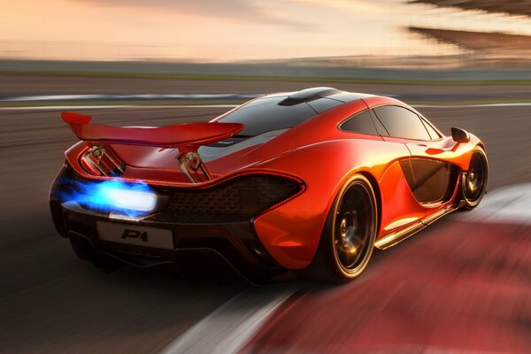 Mclaren P1 supercar arancione su Tutte le vele .