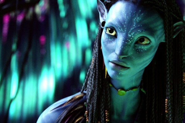 Scena del film Avatar Neytiri face