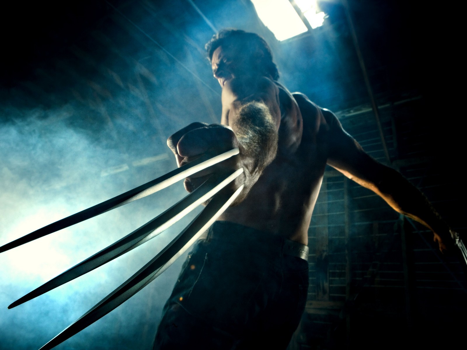 wolverine hugh jackman humo cuchillas