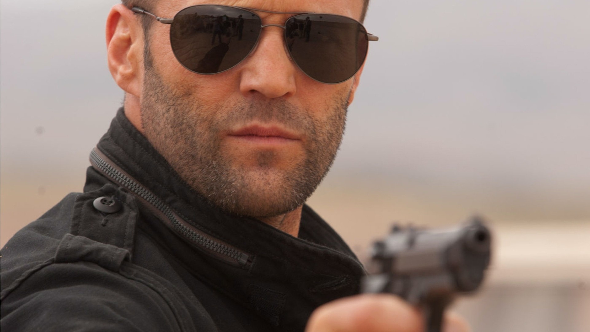 arme jason statham homme mois lunettes de soleil acteur