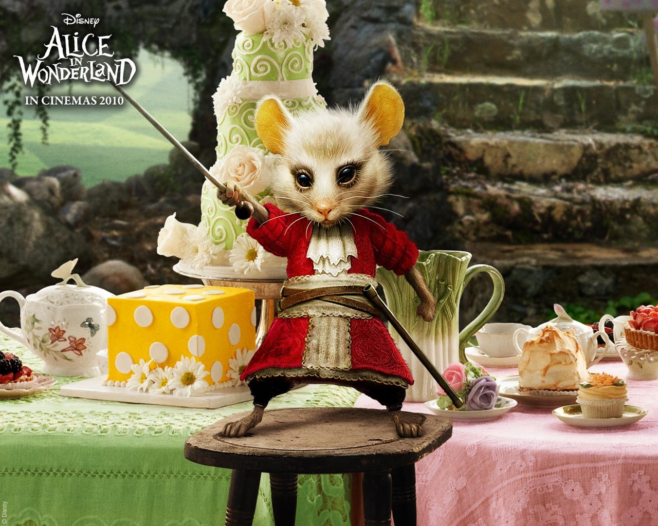 alice in wonderland mouse table