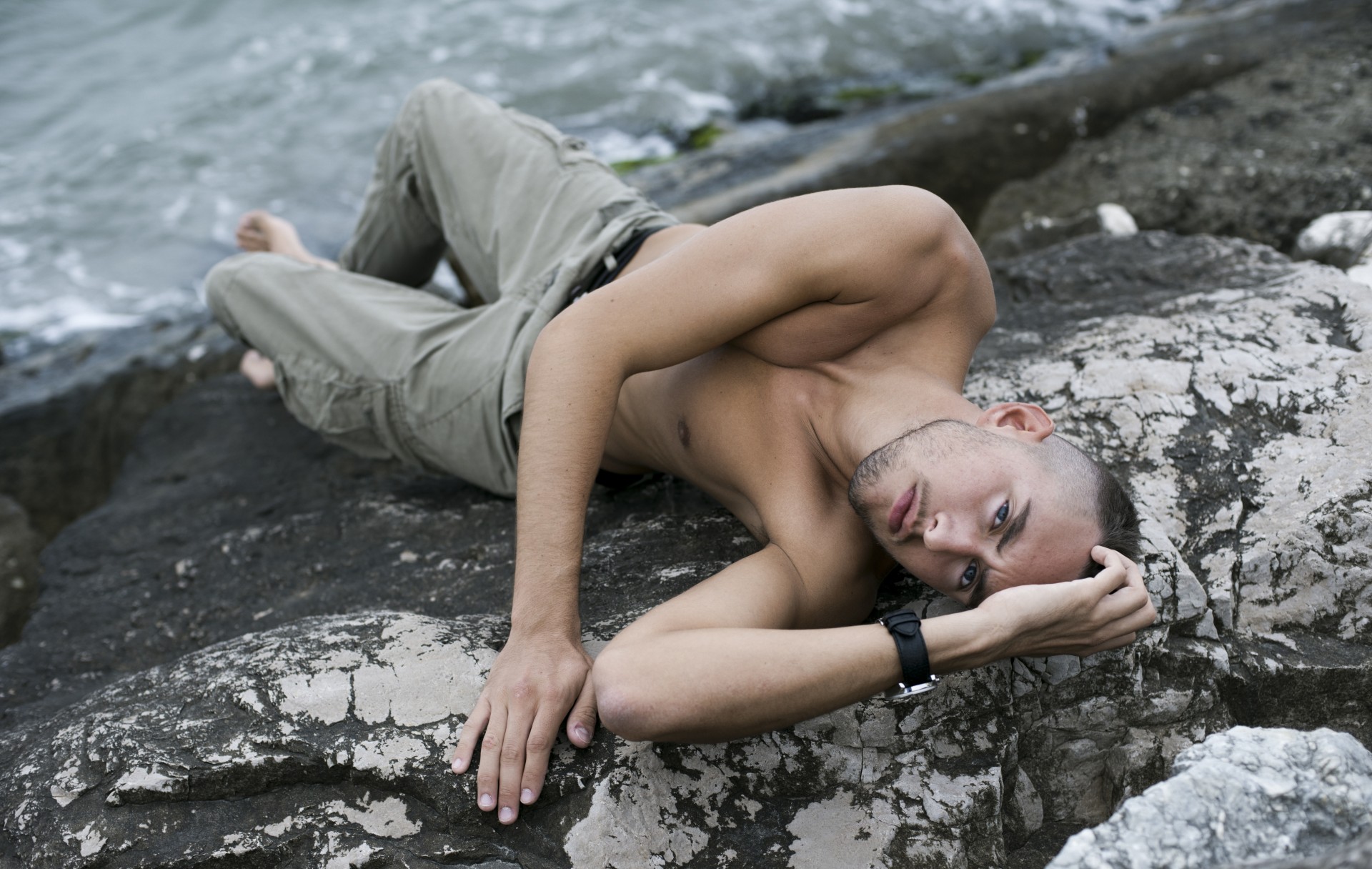 man stone pose