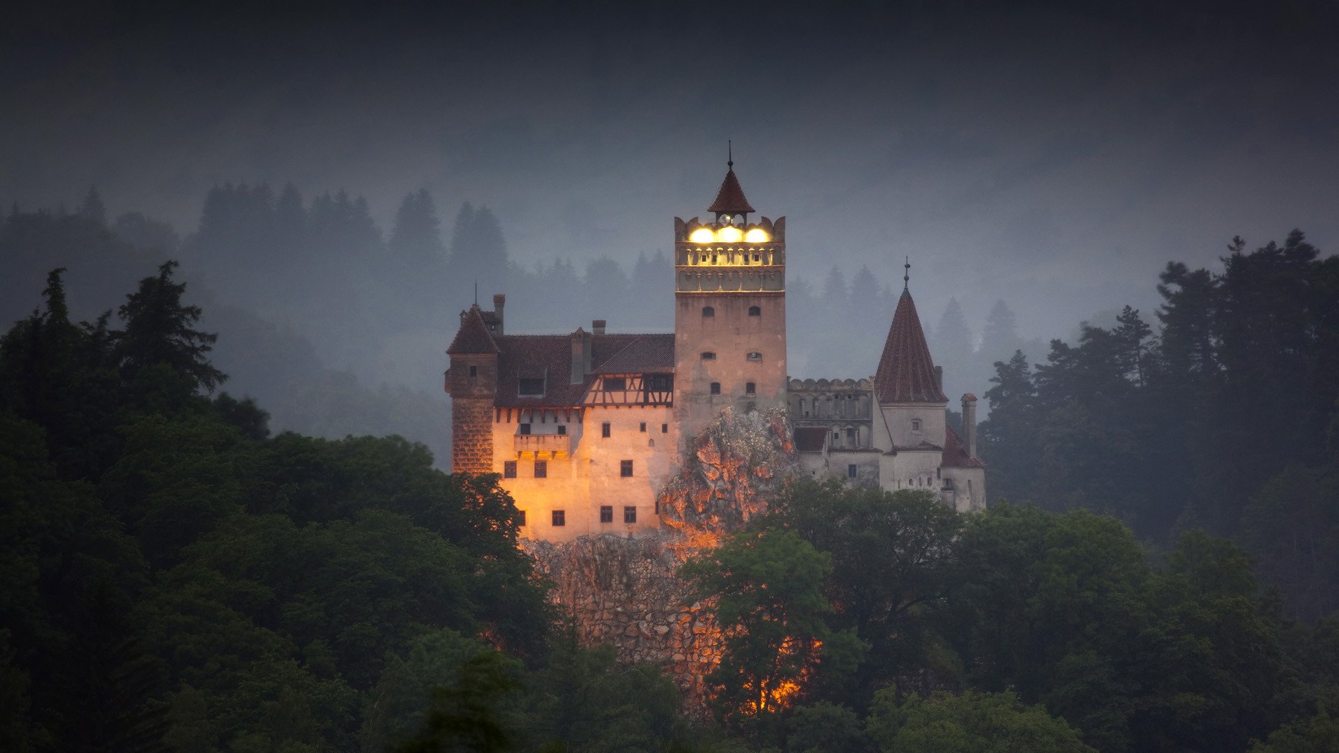 castillo transilvania rumania drácula