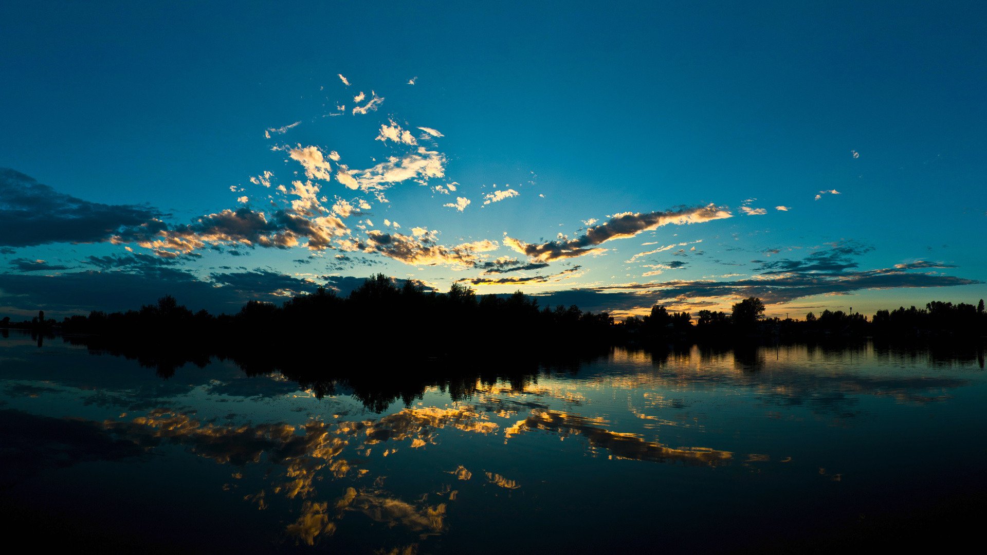 agua árboles nubes reflexión