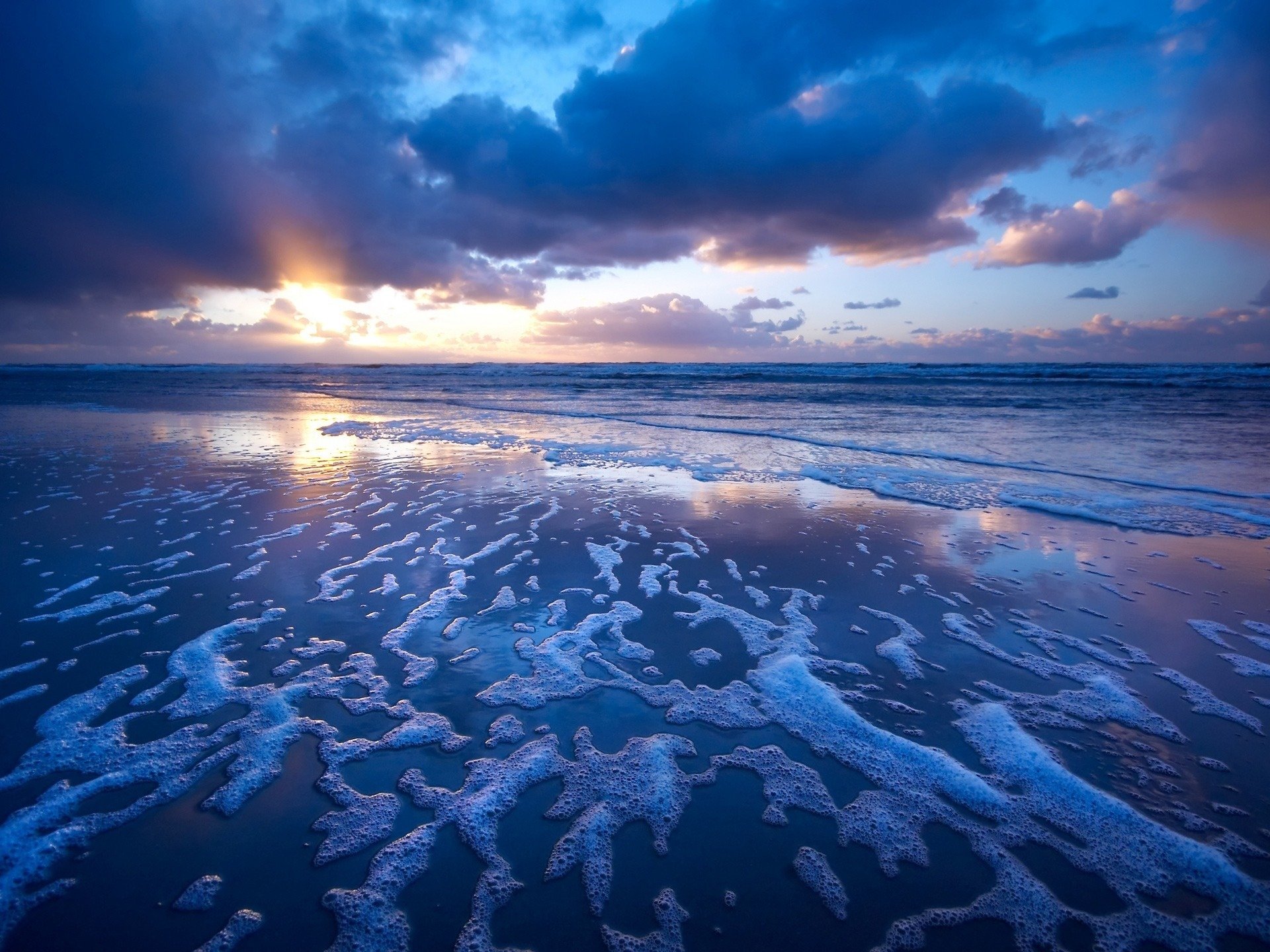 plage surf coucher de soleil