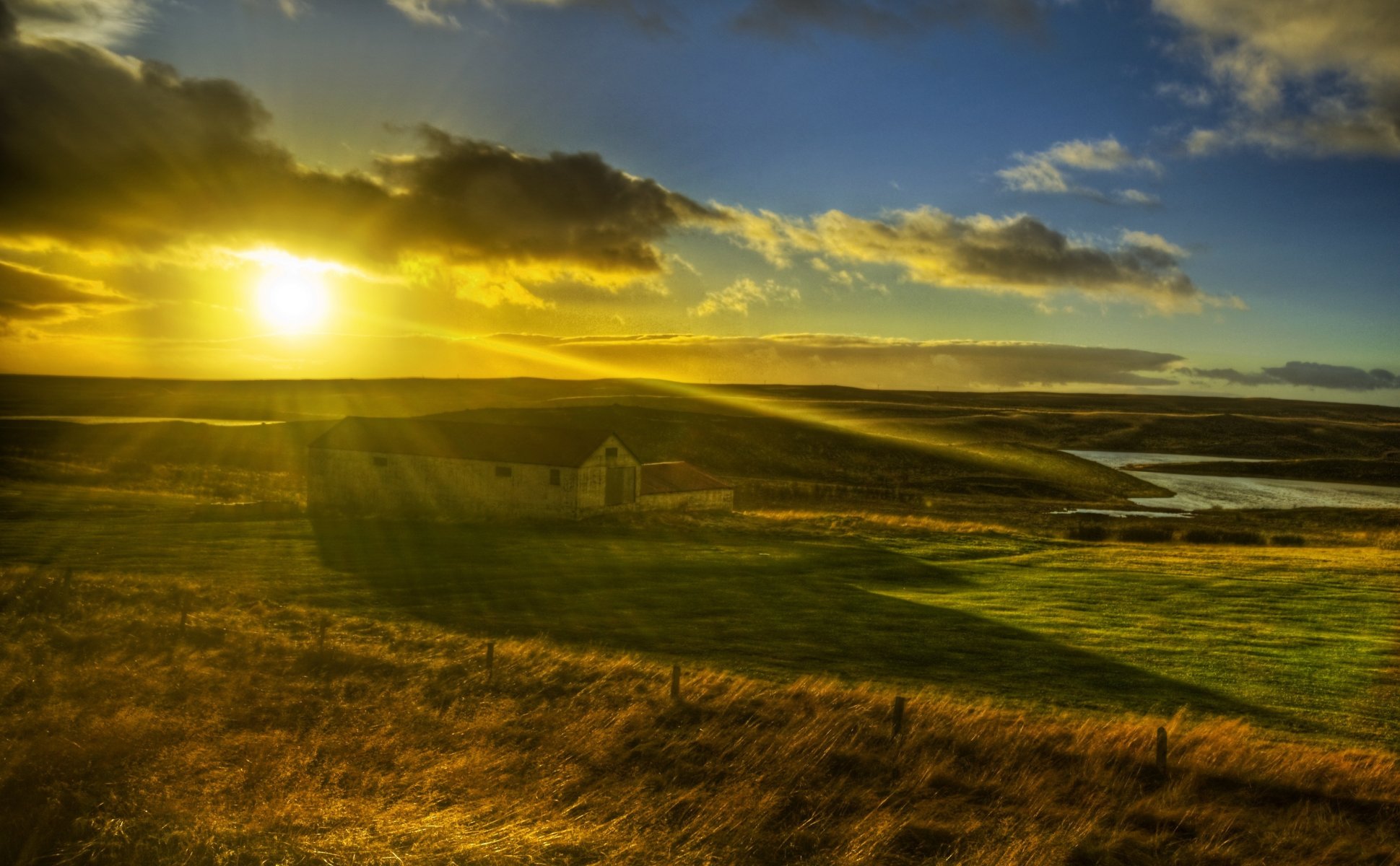 sol mañana rayos luz casa hierba campo naturaleza paisajes