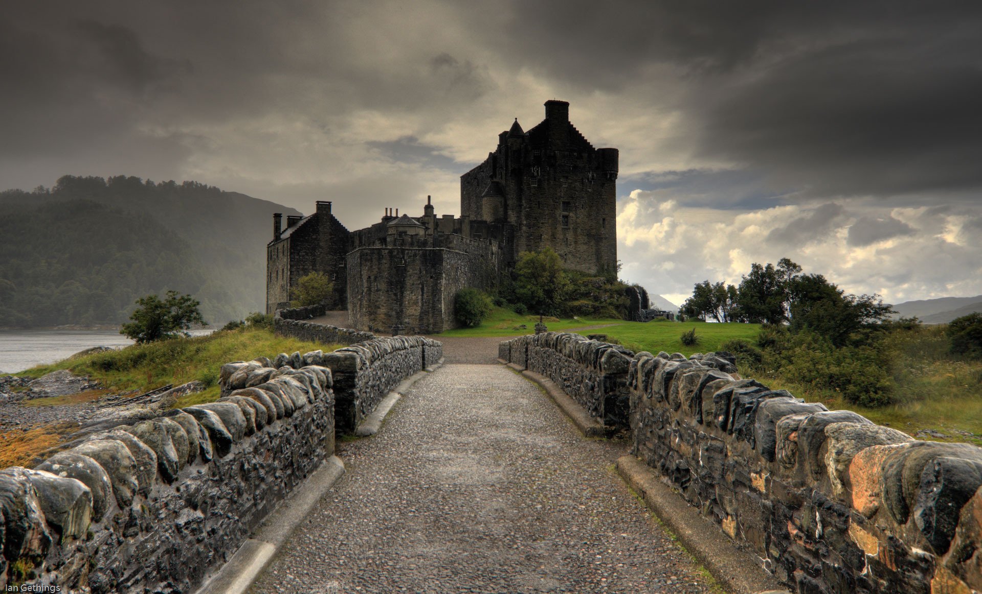 castillo eileen-donan lluvia crepúsculo