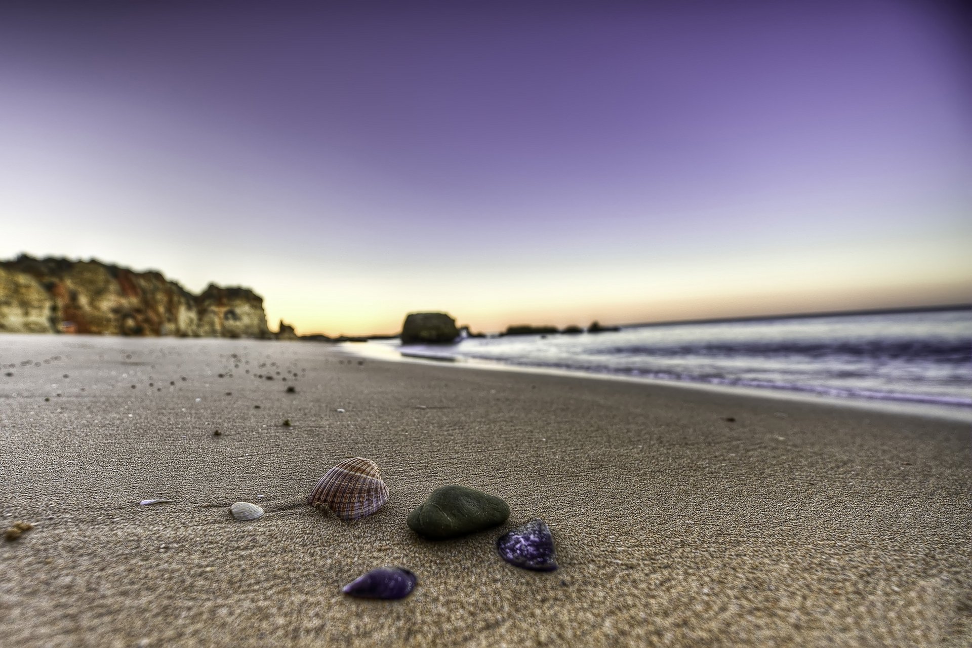 paesaggi spiagge spiaggia sabbia rocce conchiglie conchiglie acqua