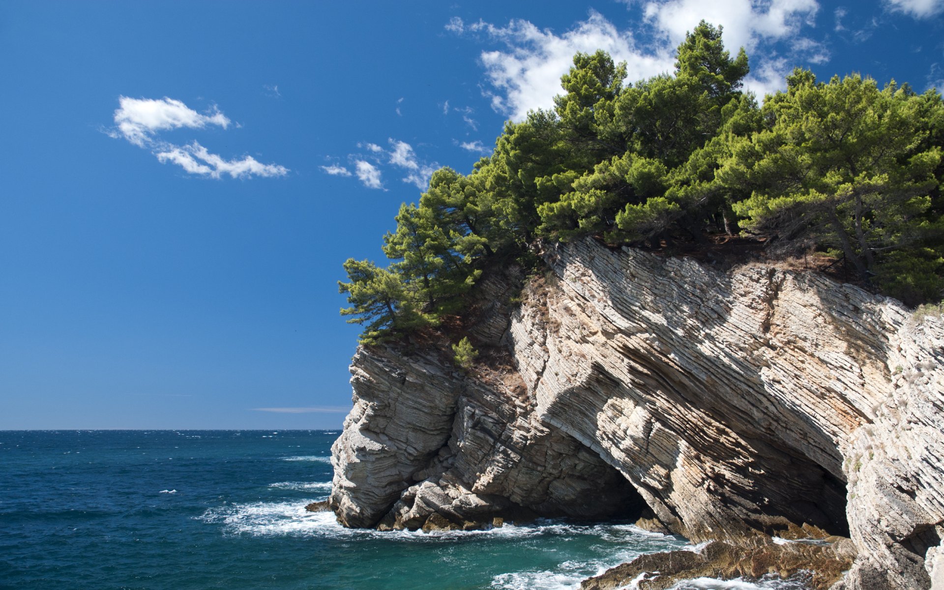 croacia petrovac rocas