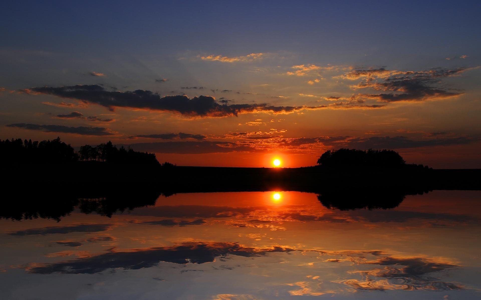 paisajes puesta de sol lago cúmulos