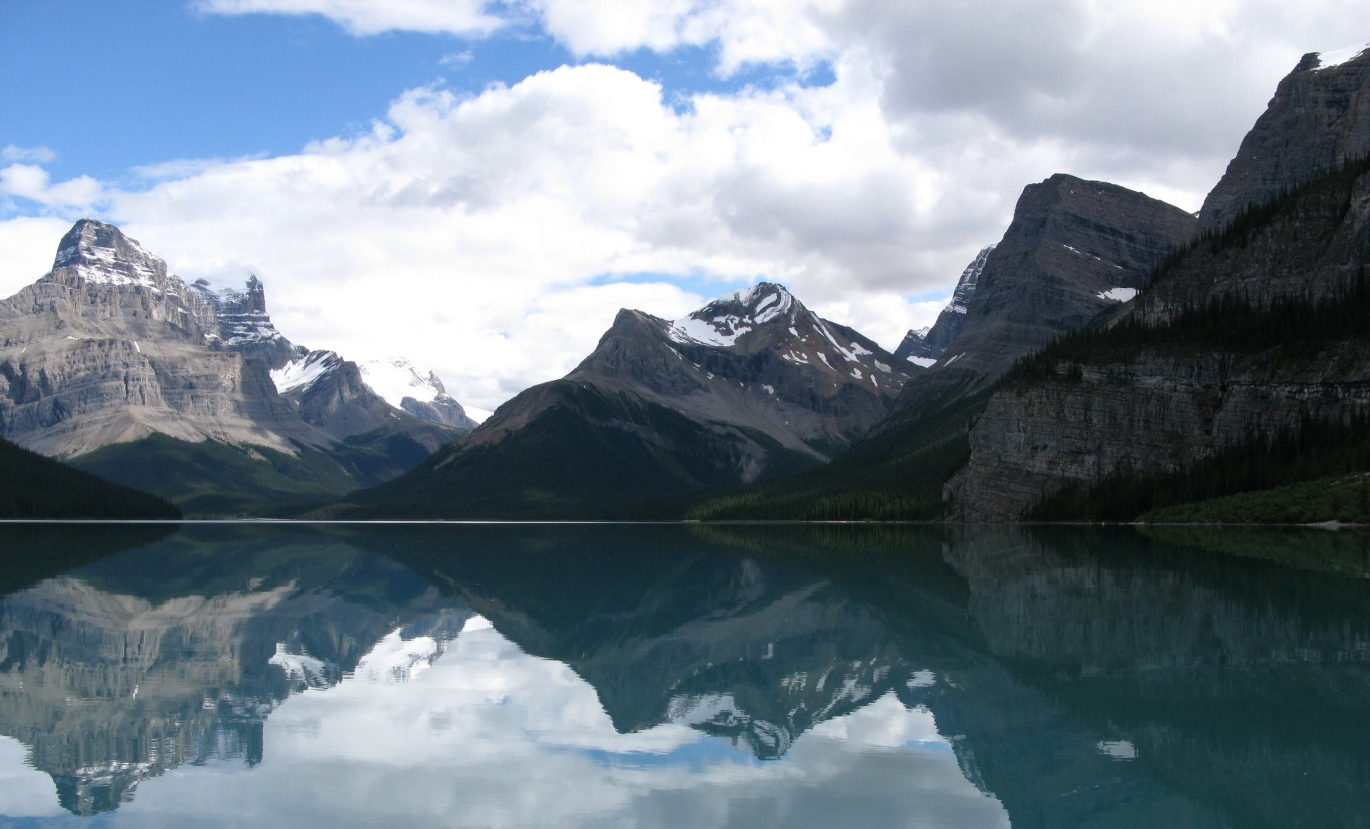 nord montagne acqua silenzio superficie liscia fiume fiumi lago fotografia naturalistica